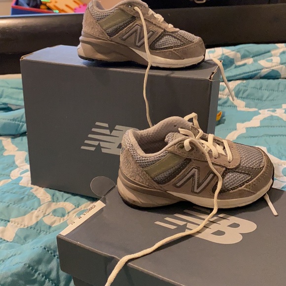 Gray Infant New Balance - Picture 3 of 4